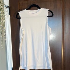 Source Unknown Off-White Sleeveless Tee